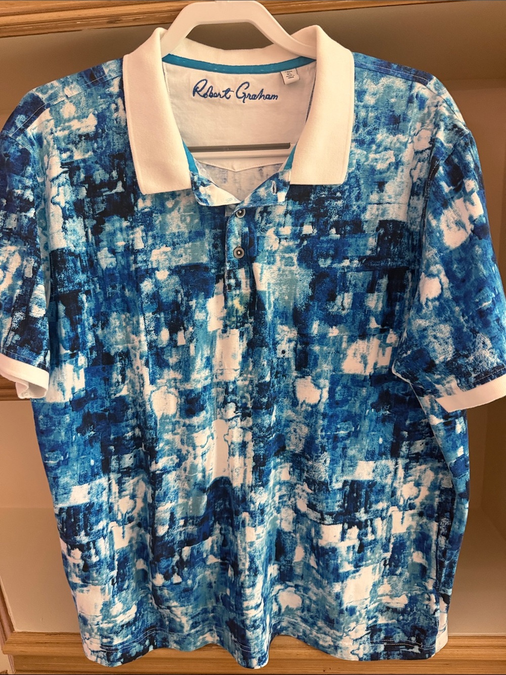 Robert Graham Blue and White Abstract Print Polo